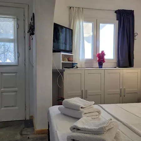 House On The 1st Floor One